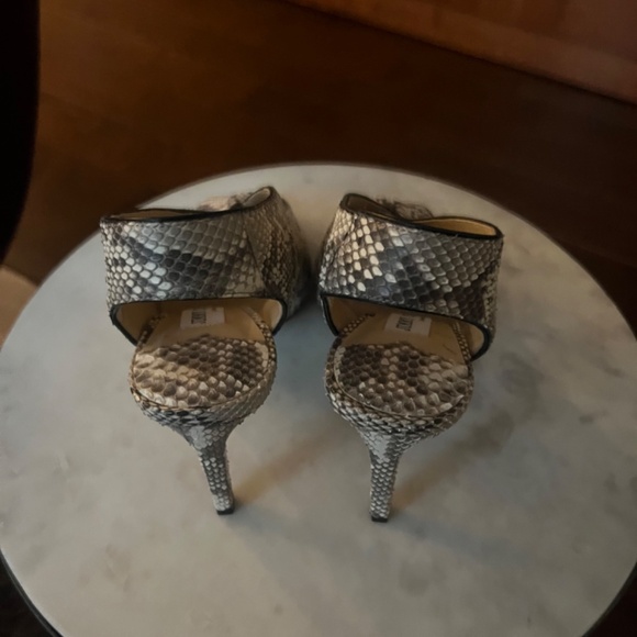 Jimmy Choo Snakeskin Peep Toe Python Heels, Gray, Animal Print, Size: 37EU NWOT - Picture 3 of 8